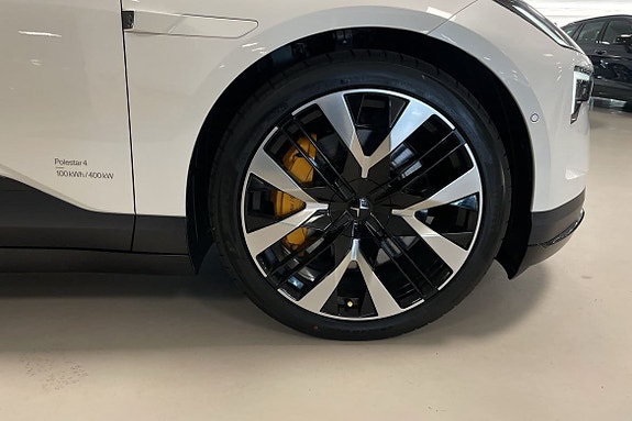 Polestar 4 12 of 12