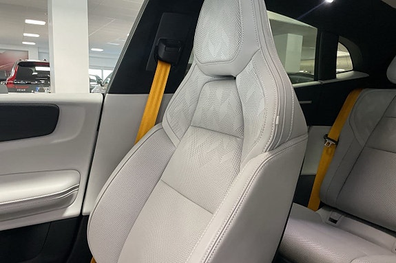 Polestar 4 10 of 12