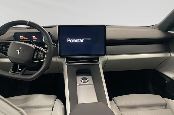 Polestar 4 5 of 12