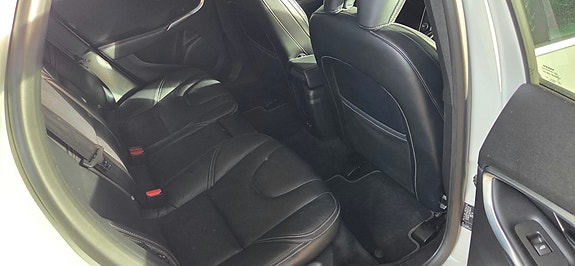 Volvo V40 5 of 6