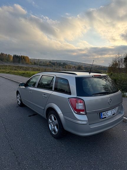 Opel Astra 6 of 8