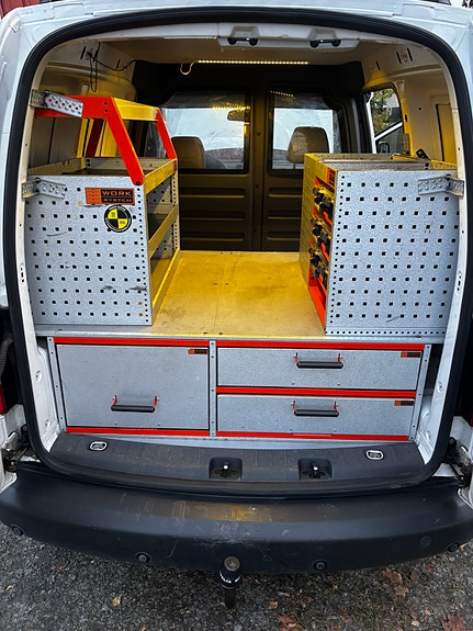 Volkswagen Caddy 9 of 13