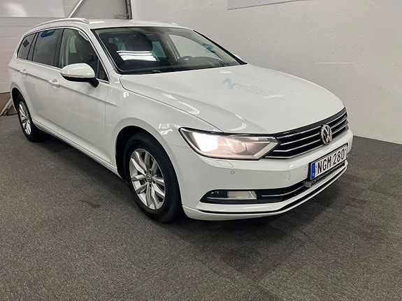 Volkswagen Passat 2 of 8