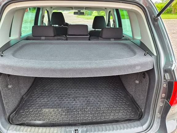 Volkswagen Tiguan 12 of 12