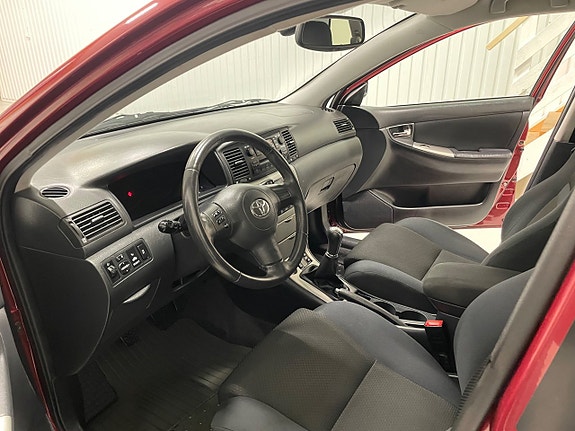 Toyota Corolla 26 of 30