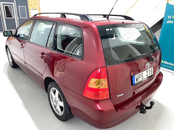 Toyota Corolla 3 of 30