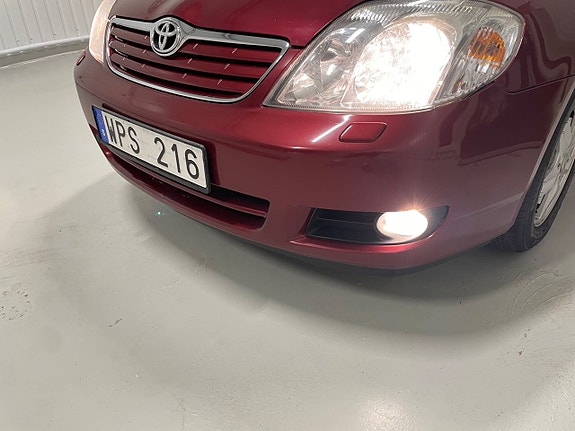 Toyota Corolla 10 of 30