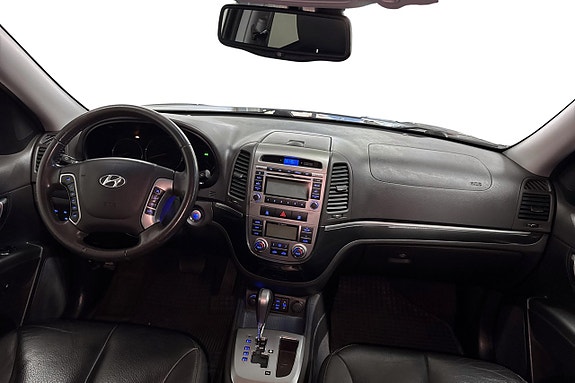 Hyundai Santa Fe 4 of 11