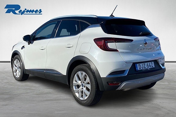 Renault Captur 17 of 19
