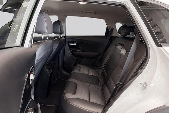 Kia Niro 9 of 18
