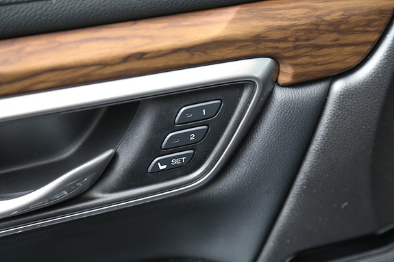 Honda CR-V 12 of 30
