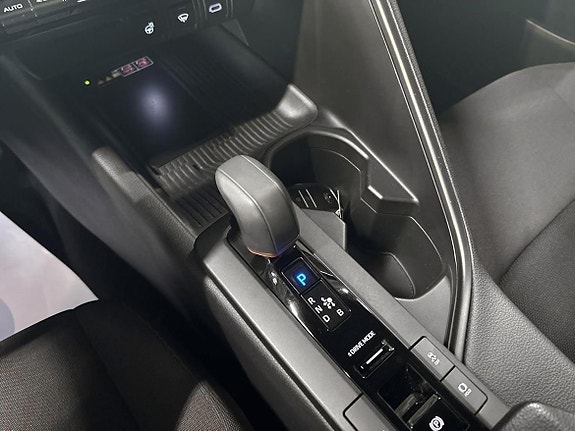 Toyota C-HR 17 of 18