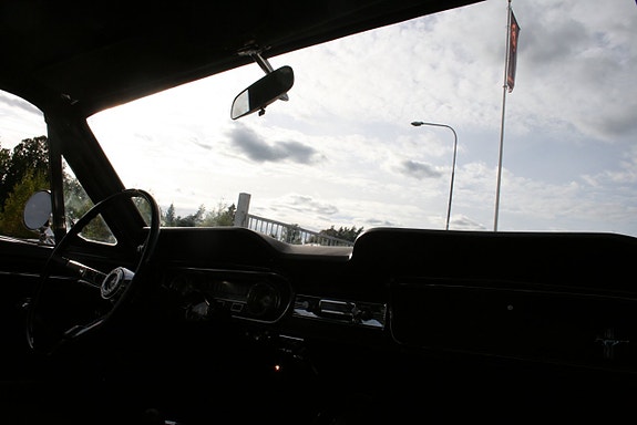 Ford Mustang 15 of 18