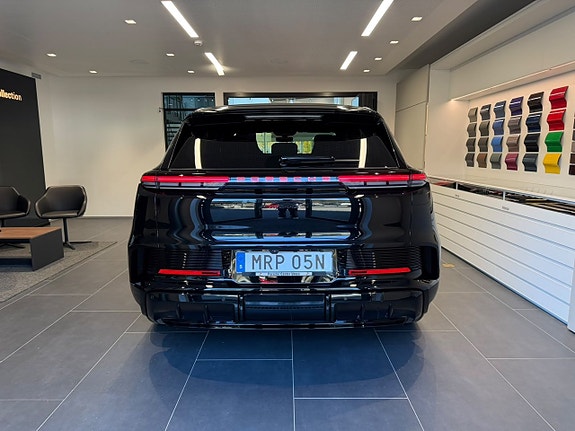 Porsche Cayenne S 6 of 27