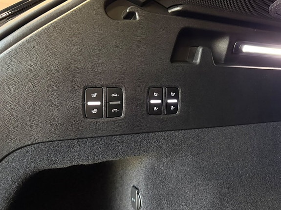 Porsche Cayenne S 8 of 27