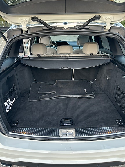 Mercedes-Benz C180 8 of 10