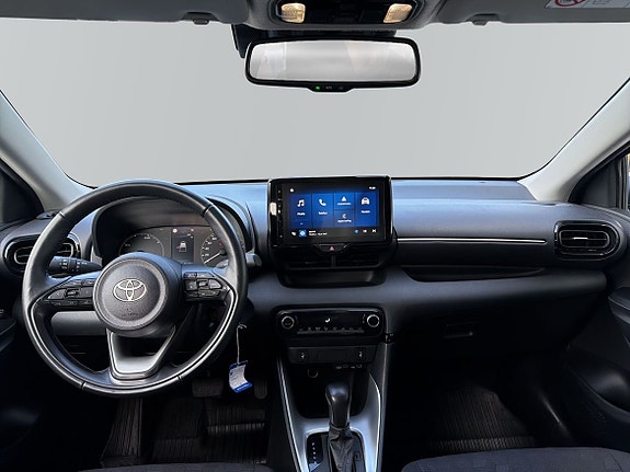 Toyota Yaris 6 of 7