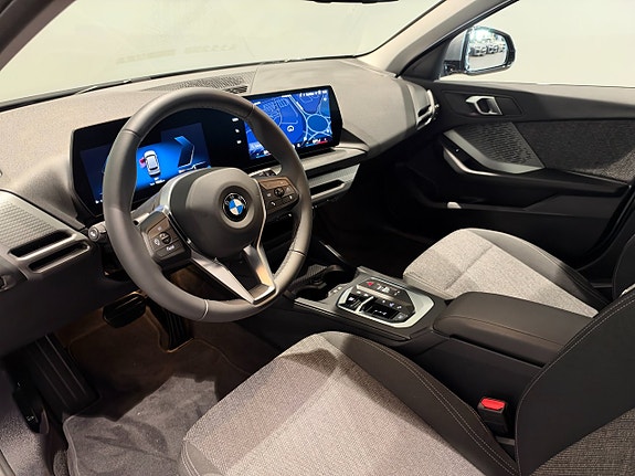BMW 120 11 of 18
