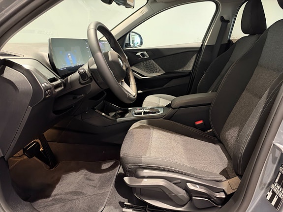 BMW 120 10 of 18