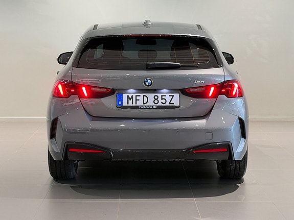 BMW 120 4 of 18