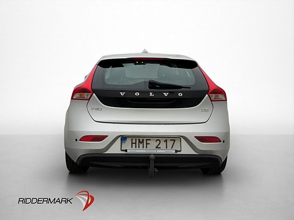 Volvo V40 8 of 26