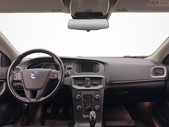 Volvo V40 13 of 26