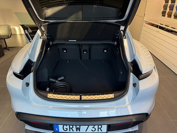 Porsche Taycan 4S 20 of 25