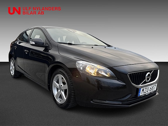 Volvo V40 5 of 15