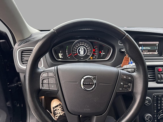 Volvo V40 14 of 15