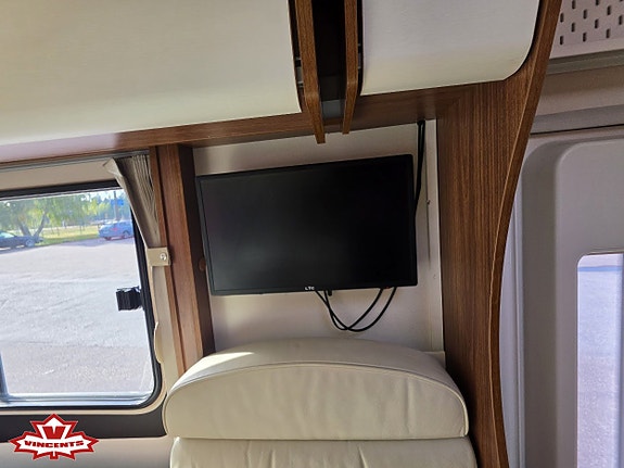 Eura Mobil Integra Line *Automat *AC bodel *Dragkrok 13 of 20