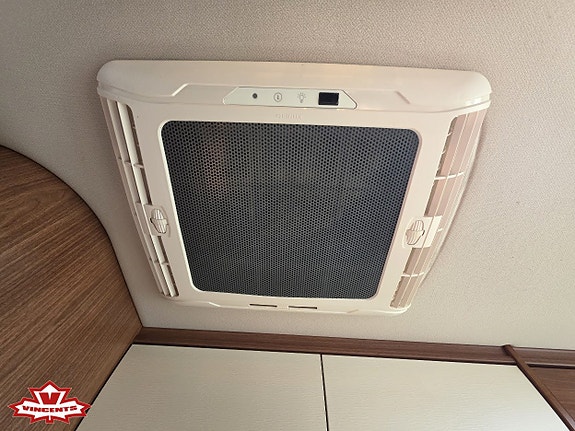 Eura Mobil Integra Line *Automat *AC bodel *Dragkrok 14 of 22