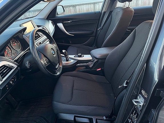 BMW 116i 7 of 12