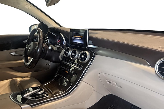 Mercedes-Benz GLC220 d 9 of 11