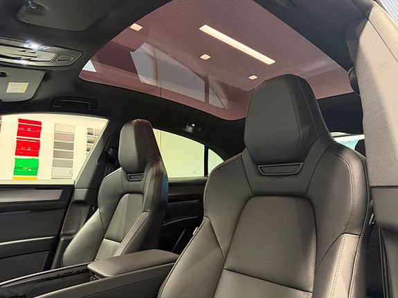 Porsche Cayenne Coupe 15 of 23