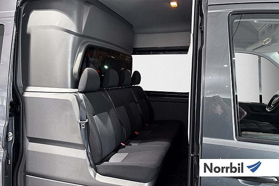 Volkswagen Crafter 8 of 10