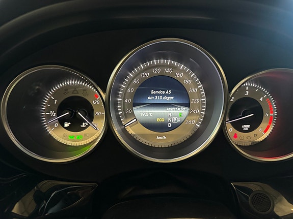 Mercedes-Benz CLS350 21 of 24
