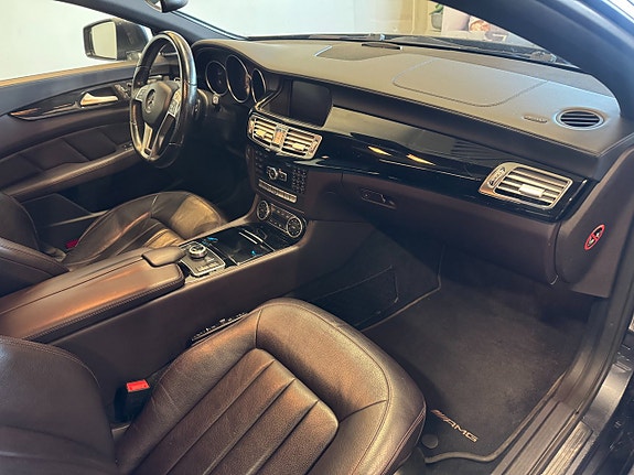Mercedes-Benz CLS350 8 of 24