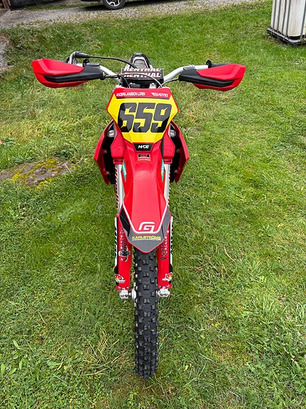GasGas MC350F 8 of 8