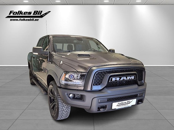 Dodge RAM 1500 3 of 14