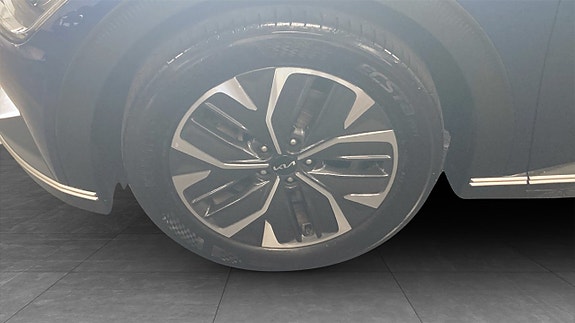 Kia EV6 9 of 12