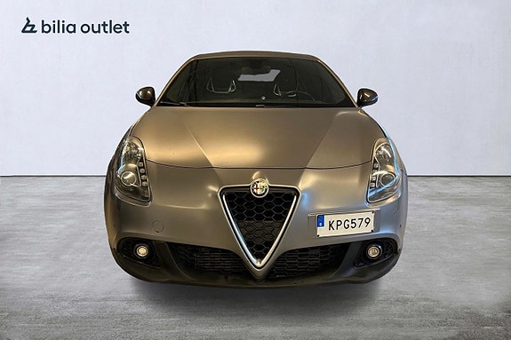 Alfa Romeo Giulietta 4 of 23
