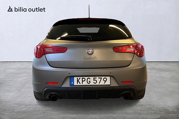 Alfa Romeo Giulietta 3 of 23