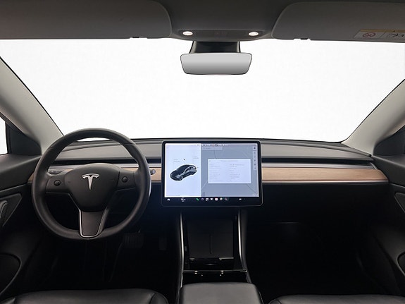 Tesla Model 3 13 of 29