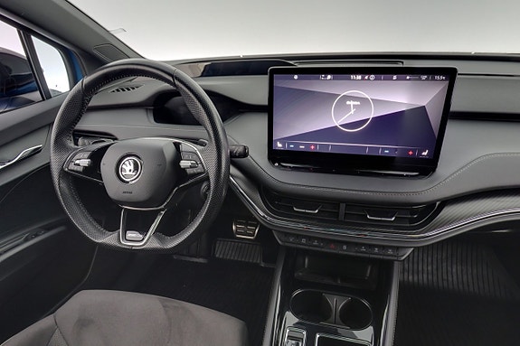 Skoda Enyaq 15 of 27