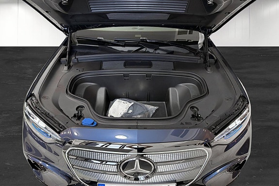 Mercedes-Benz GLC400 12 of 13