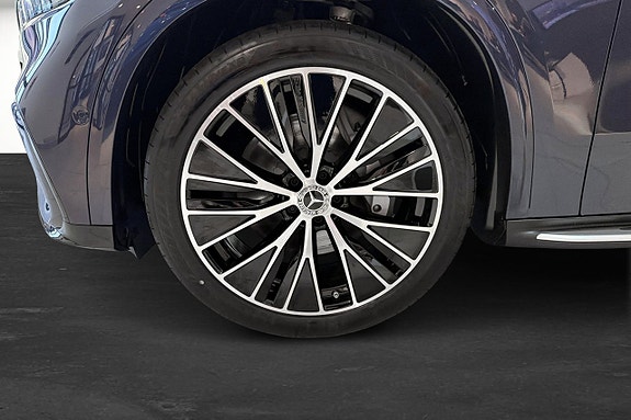 Mercedes-Benz GLC400 5 of 13