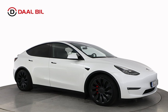 Tesla Model Y 4 of 25