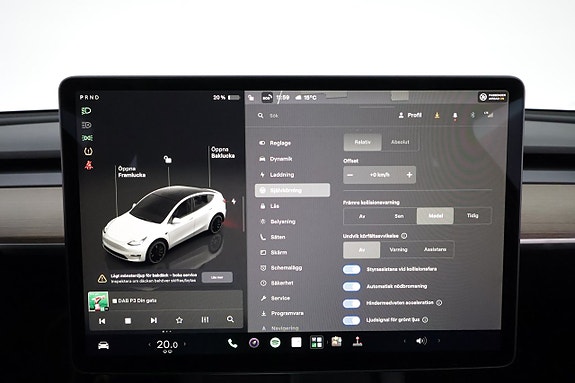 Tesla Model Y 19 of 25