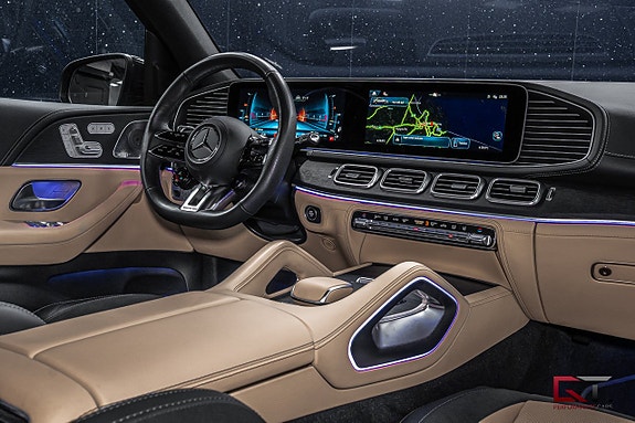 Mercedes-Benz GLE53 15 of 18