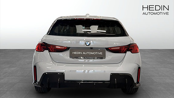 BMW 120 6 of 12